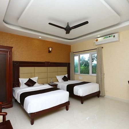 فندق كانتشيبورامفي  Oyo 10017 Rb Grand Residency المظهر الخارجي الصورة