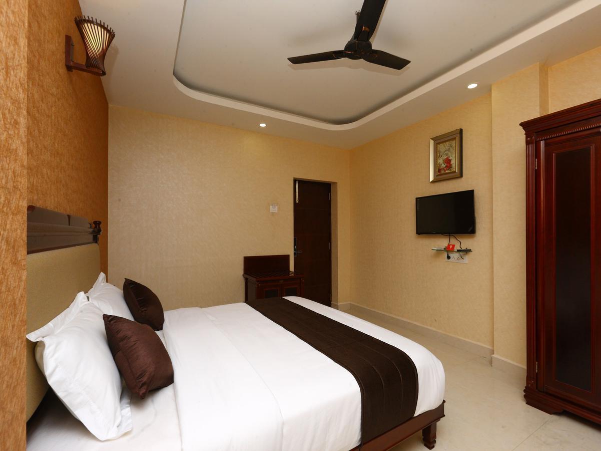 فندق كانتشيبورامفي  Oyo 10017 Rb Grand Residency المظهر الخارجي الصورة