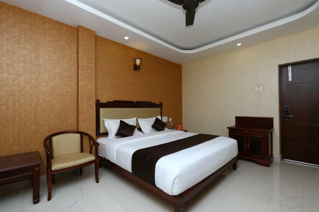 فندق كانتشيبورامفي  Oyo 10017 Rb Grand Residency المظهر الخارجي الصورة
